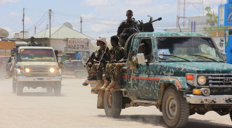 Ciidamada Puntland oo loogu Baaqay  in ay Siyaasada ka dhawrsadaan.