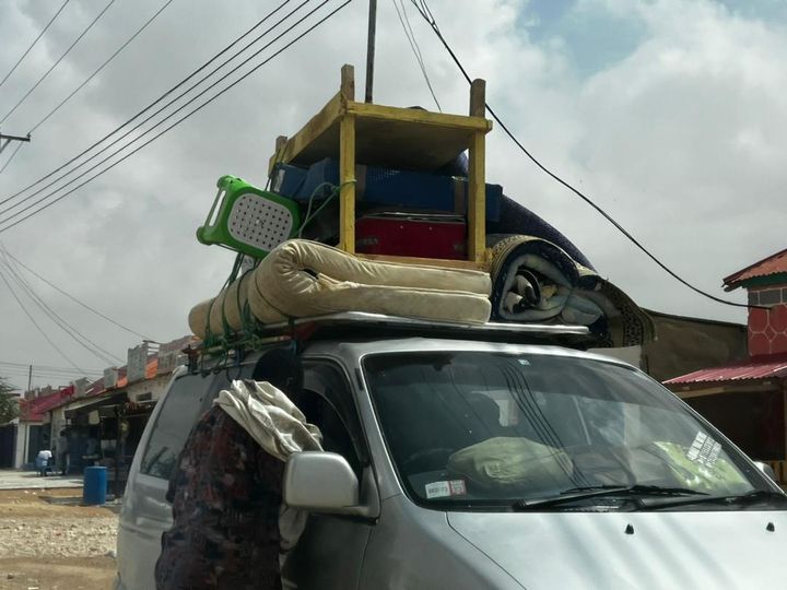 {DAAWO MUQAALKA} Xiisado Colaadeed Oo Ka Taagan Magaalada Garowe Iyo Dadka Oo Barakac Bilaabay.