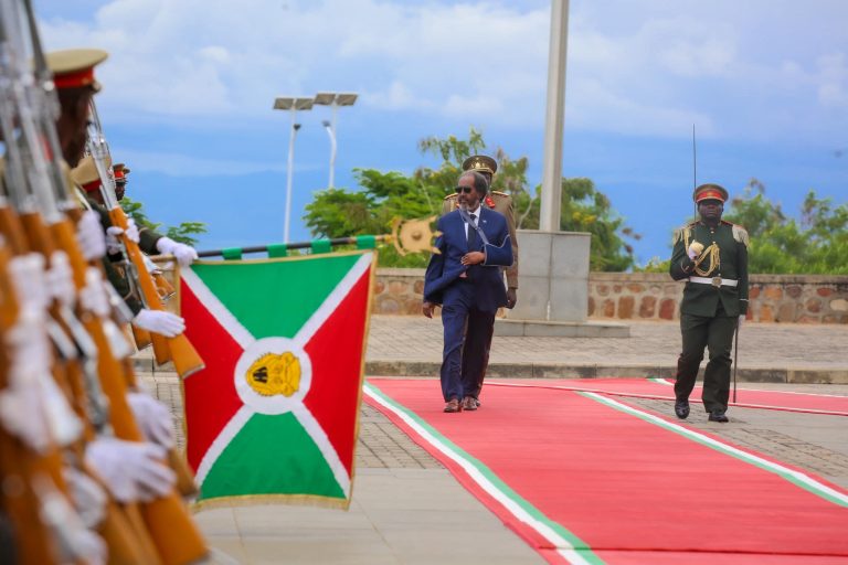 Madaxweyne Xasan sheekh Maxamuud oo Booqasho ku tabay Dalka Burundi