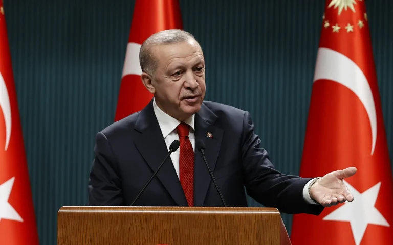 Madaxweyne Erdogan: “Netanyahu waa Dambiile Dagaal oo aan dacwad la tiigsaneyno”.