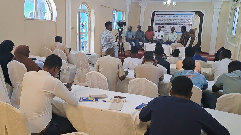 SOMA completed stakeholders’ meeting on improving freedom of expression, safety of journalists and access to information in Kismayo city.