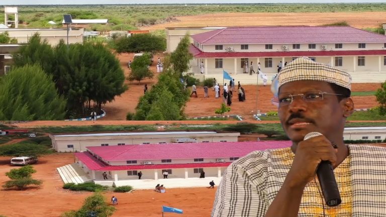 {DAAWO MUQAALKA}  Madaxweyne Qoorqoor oo ku amaanay Reer Caabudwaaq Hirgilinta Jaamacada Umada Faraceeda Galmudug.