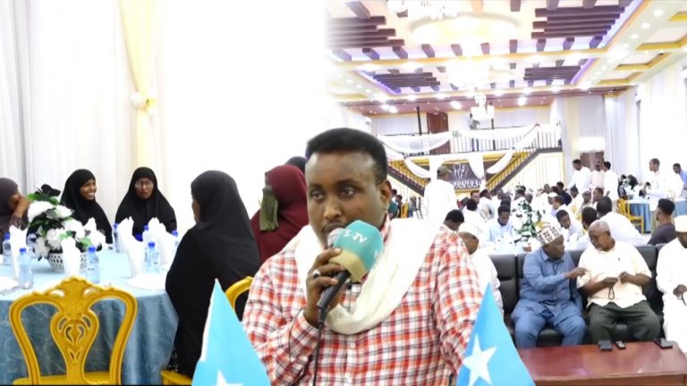 {DAAWO MUUQAALKA} kulan lagu soo dhaweynayey aqoonsiga degmada Cusub oo Baarlamaanka Galmudug ay dhawaan aqoonsadeen.