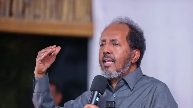 Madaxweyne Xasan Sheikh oo sheegay nuuca loo qaadayo canshurrta cusub.