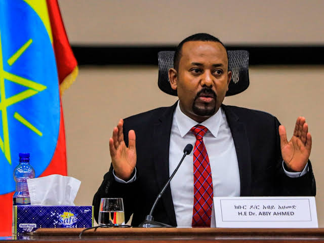 Abiy Axmed oo soo saaray hadal u muuqda hanjabaad ku socoto Soomaaliya iyo Masar