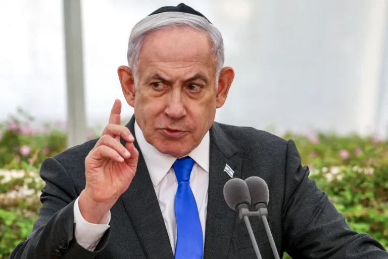 Netanyahu oo dhagaha ka furaystay cadaadiska lagu saarayo xabbad-joojinta Qaza.