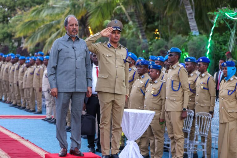 Taliyihii Booliska oo xilkii laga qaaday, loona magacaabay Wasiir ku-Xigeeyn