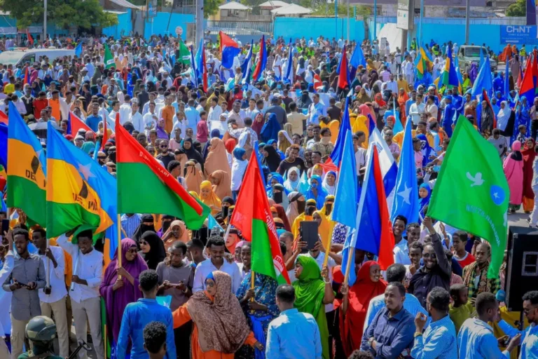 {DAAWO SAWIRADA} Banaan Bax Lago Taageerayo Doorashada Dadweeynaha oo ka Dhacay Muqdisho