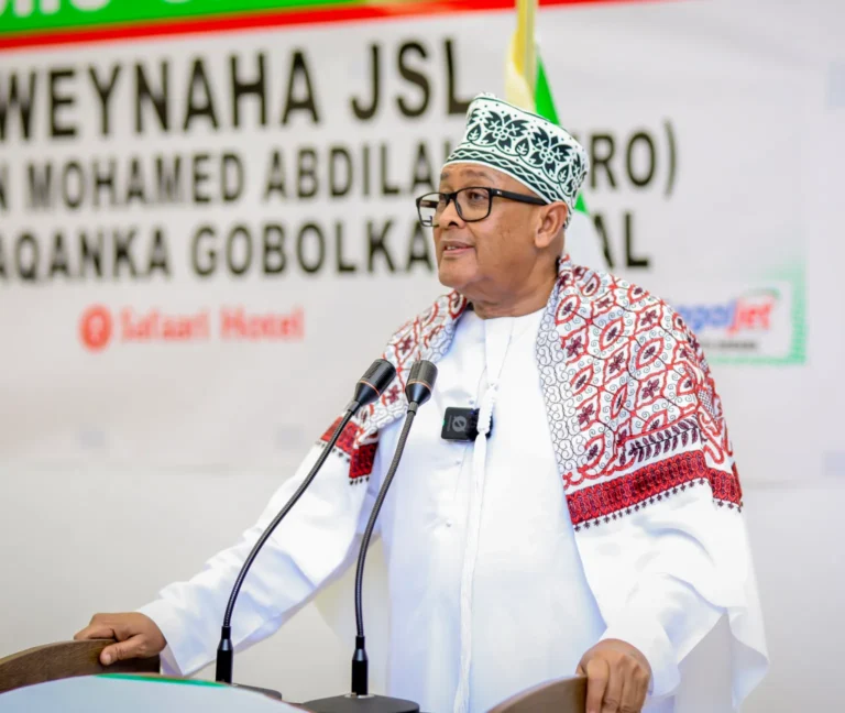 Madaxweynaha Maamulka Somaliland oo kulan la qaatay odayaasha dhaqanka Gobolka Awdal